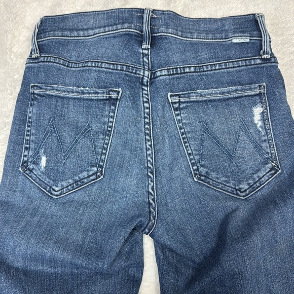 MOTHER MID RISE DAZZLER ANKLE FRAY BLUE - Picture 9 of 15